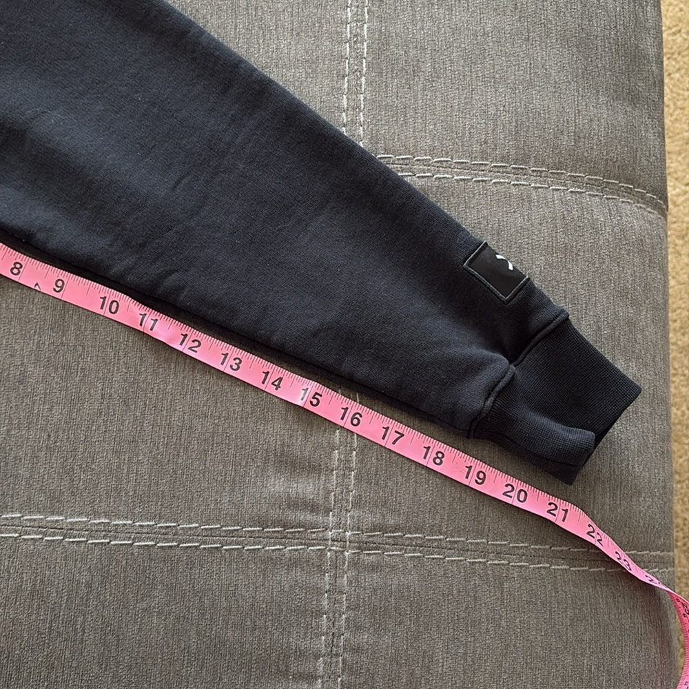 Black GMI man’s IYK hoodie. S - Picture 6 of 8